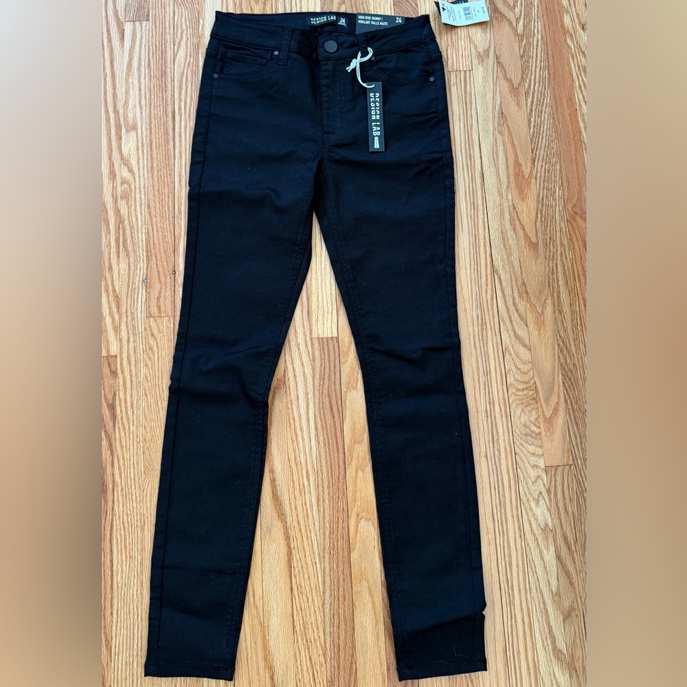 NWT Design Lab Lord & Taylor Black High Rise Skinny Jeans
